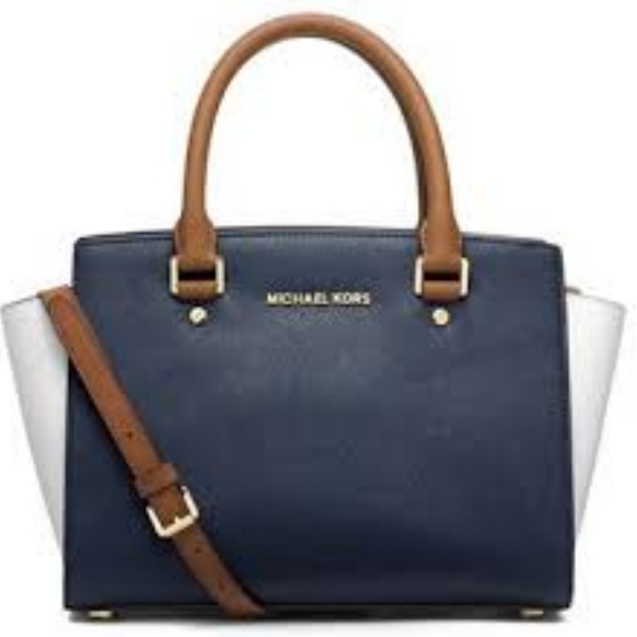 Michael Kors Handbags - NWT Michael Kors Selma Satchel- Large